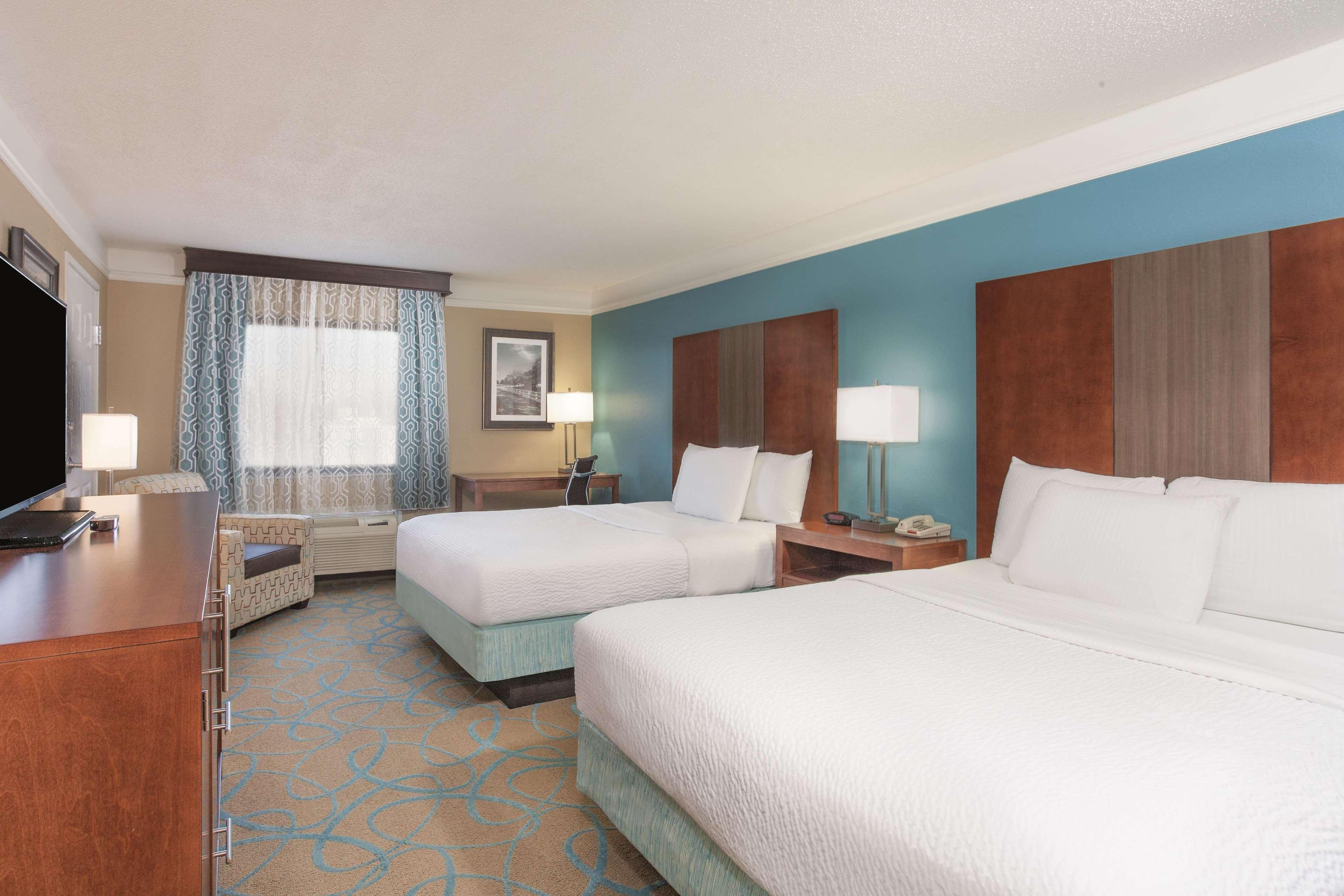 La Quinta By Wyndham Hotel