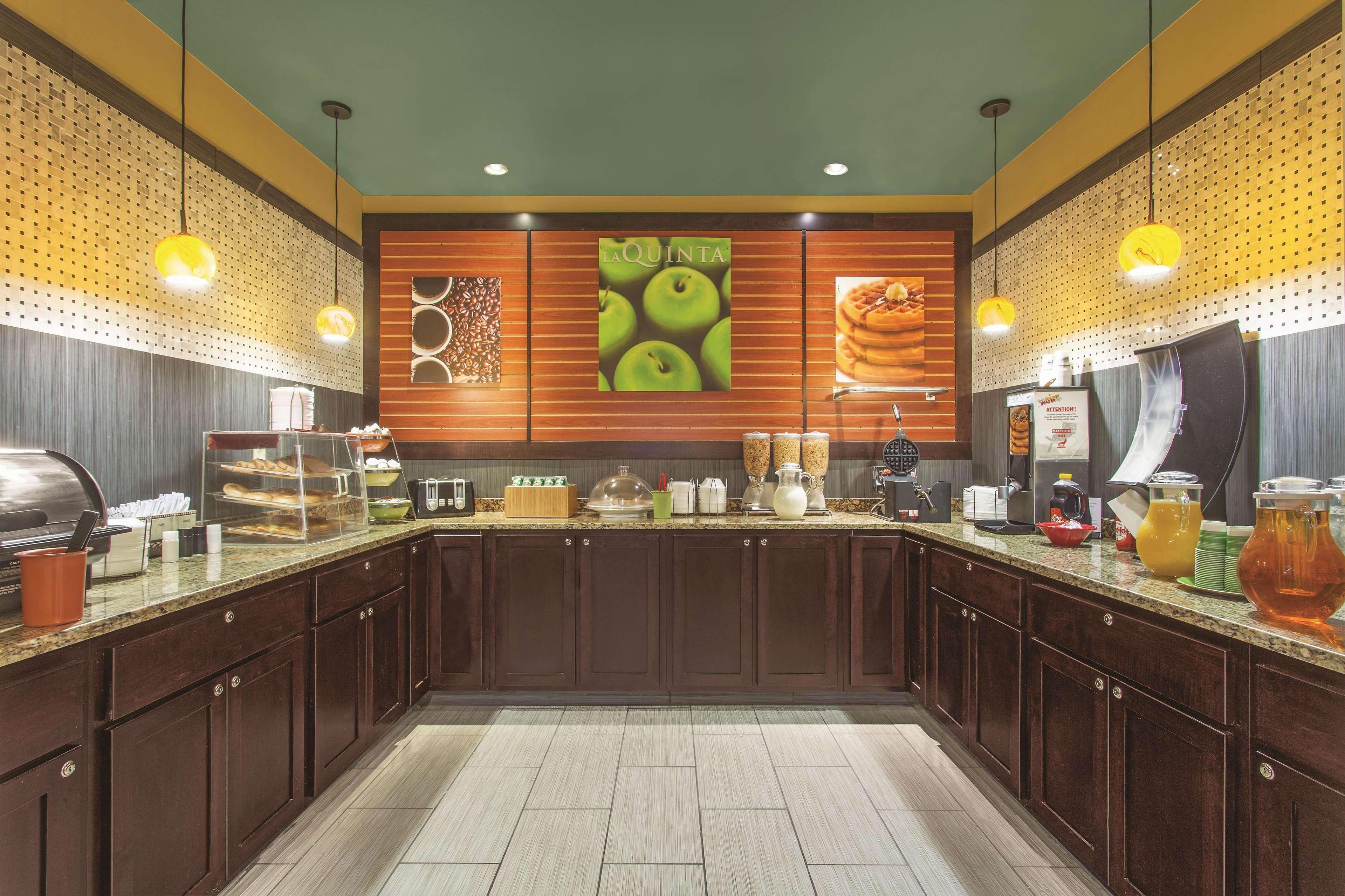 La Quinta By Wyndham Hotel 3*