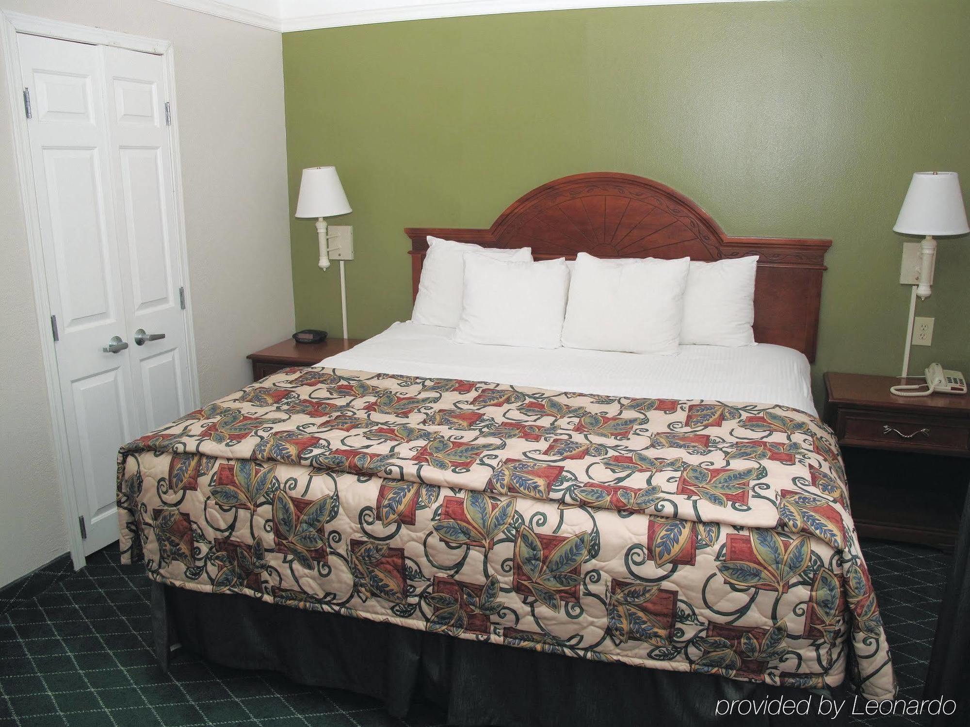 La Quinta By Wyndham Hotel