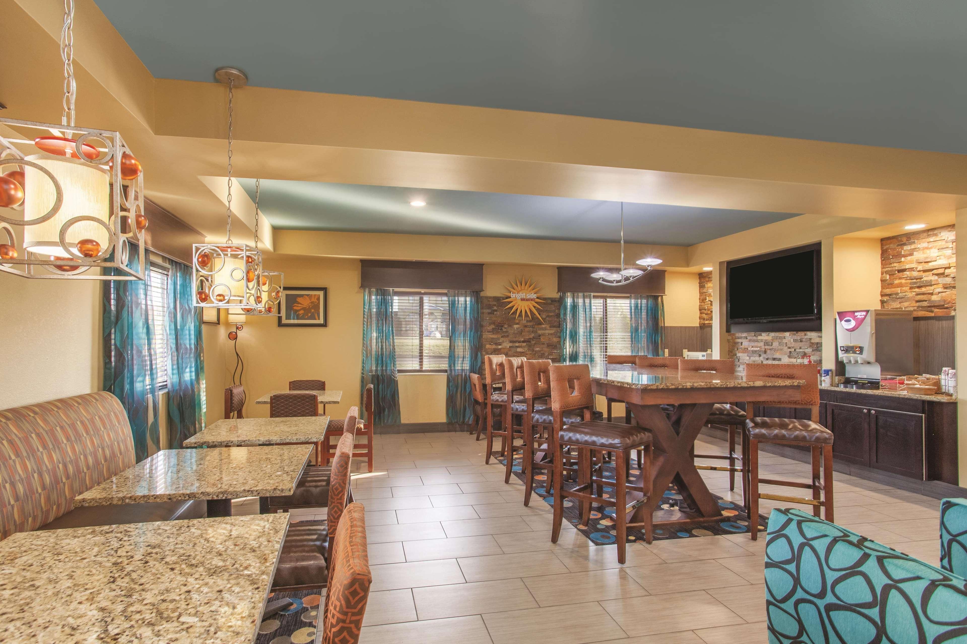 Hotel La Quinta By Wyndham 3*